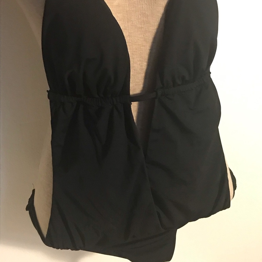 💥HOST PICK💥Black Guess Bathing Suit.